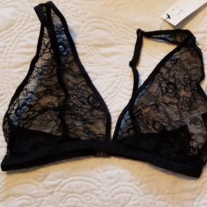 Medium lace lingerie bra set of 2